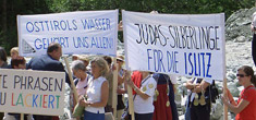 Frauendemonstration gegen TIWAG-Technokraten