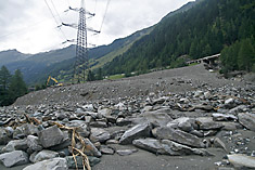 Grabungsarbeiten am 380 kv-Mast