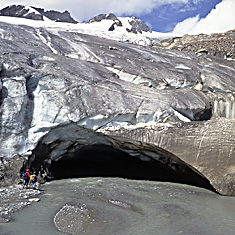 Das Gletschertor des Umbalkeeses 1985